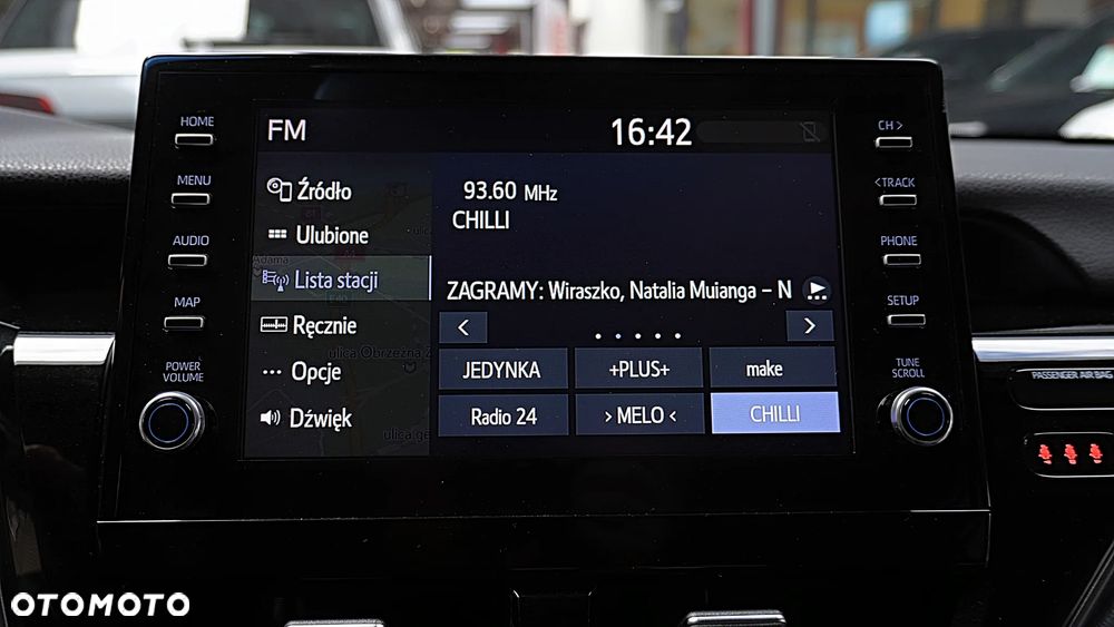 Toyota Camry 2.5 Hybrid Executive CVT - 23
