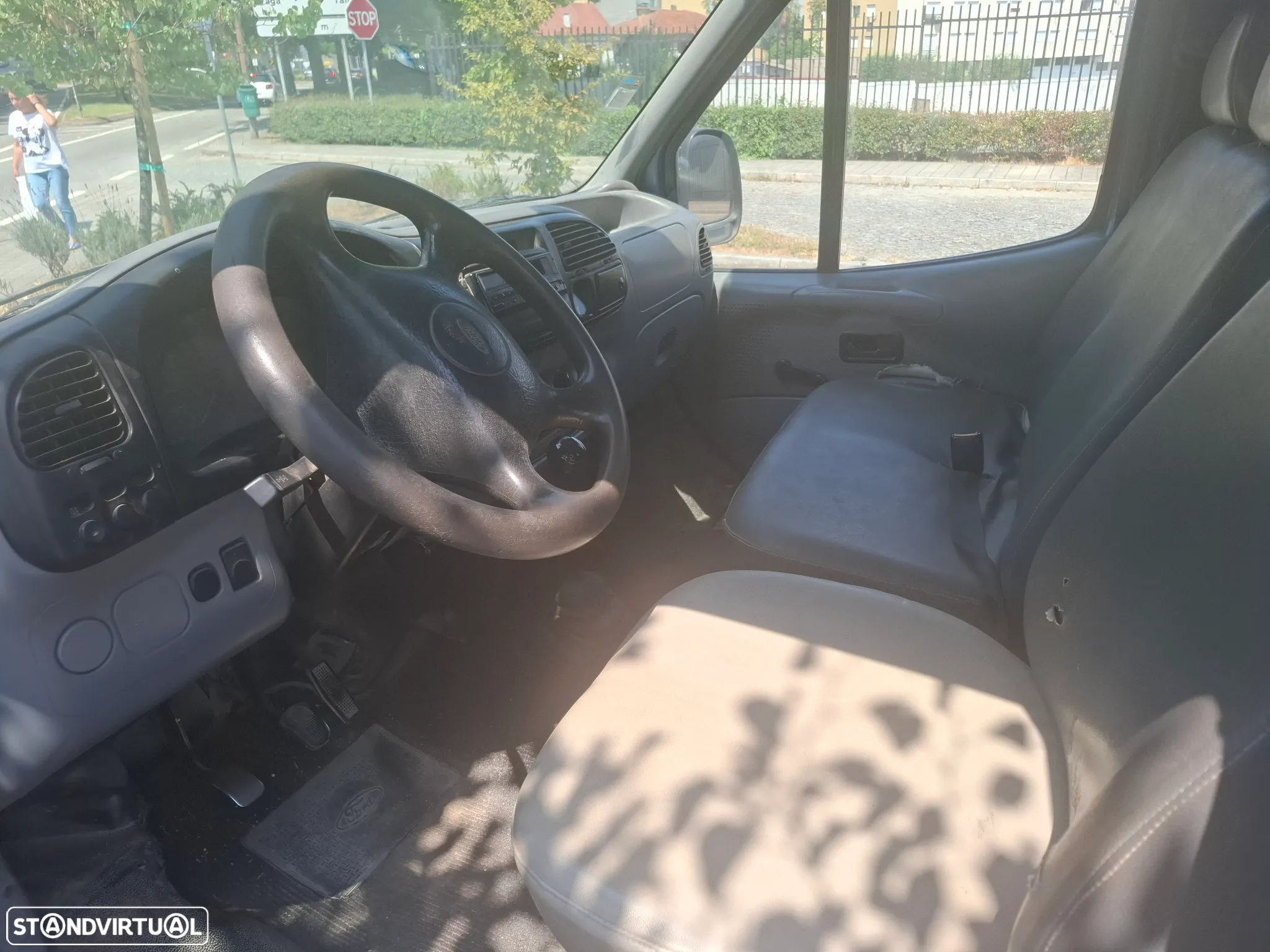Ford TRANSIT 7LUGARES CX MADEIRA - 4
