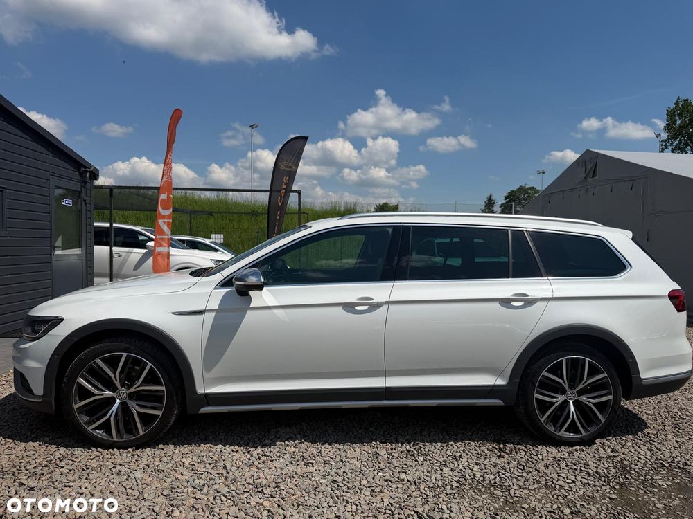 Volkswagen Passat Alltrack 2.0 TDI SCR 4Motion DSG - 17