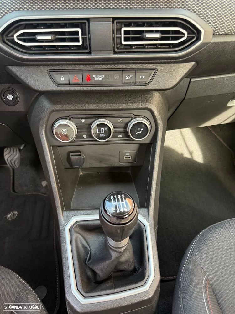 Dacia Jogger 1.0 ECO-G SL Extreme 7L Bi-Fuel - 25