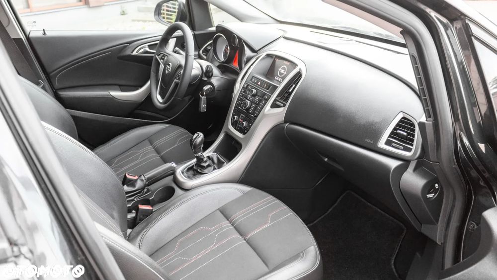 Opel Astra 1.4 T Cosmo S&S - 20