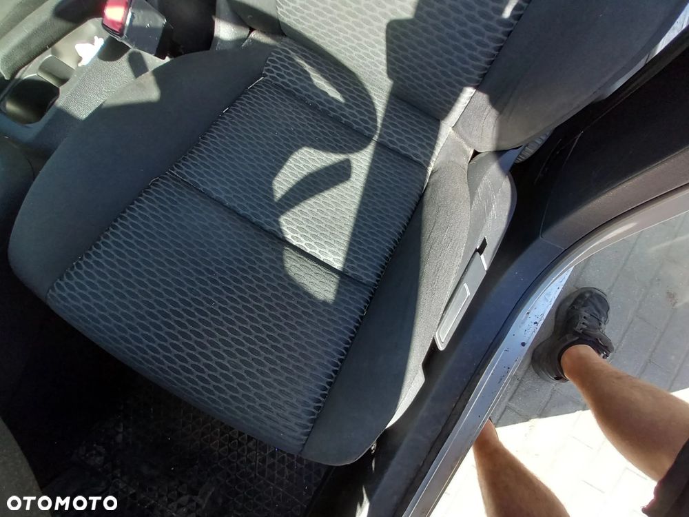 VW GOLF VI FOTELE KANAPA KOMPLET HB 5 DRZWI - 3