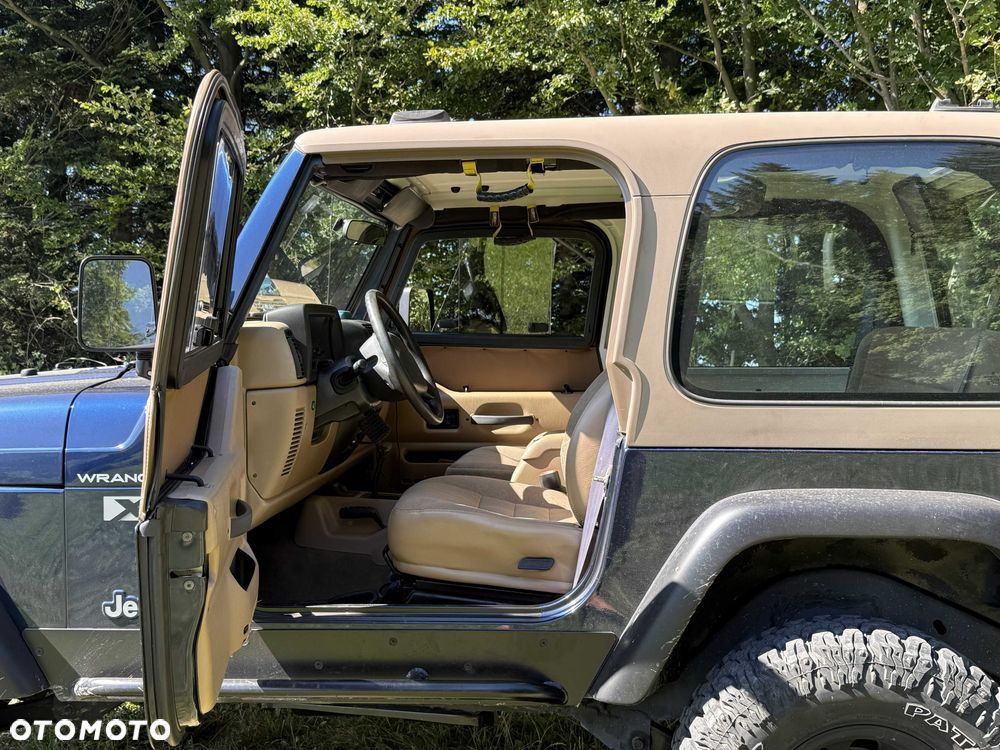 Jeep Wrangler - 6