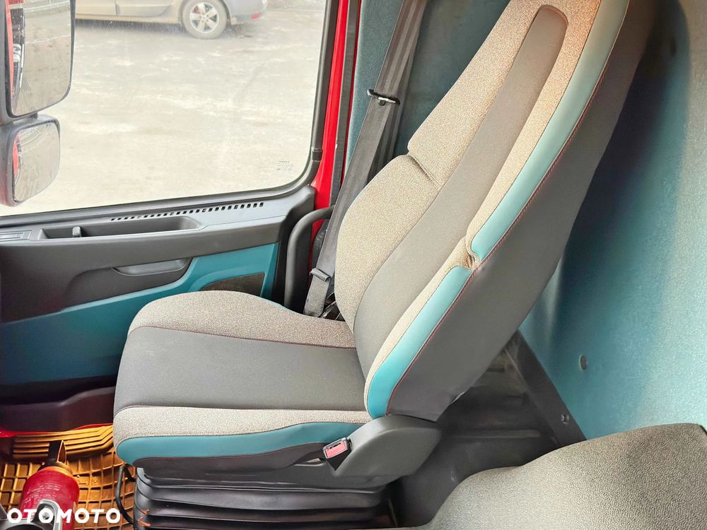 Volvo FM 370 * WYWROTKA 6,40 m + BORDMATIC / 8x4 - 10