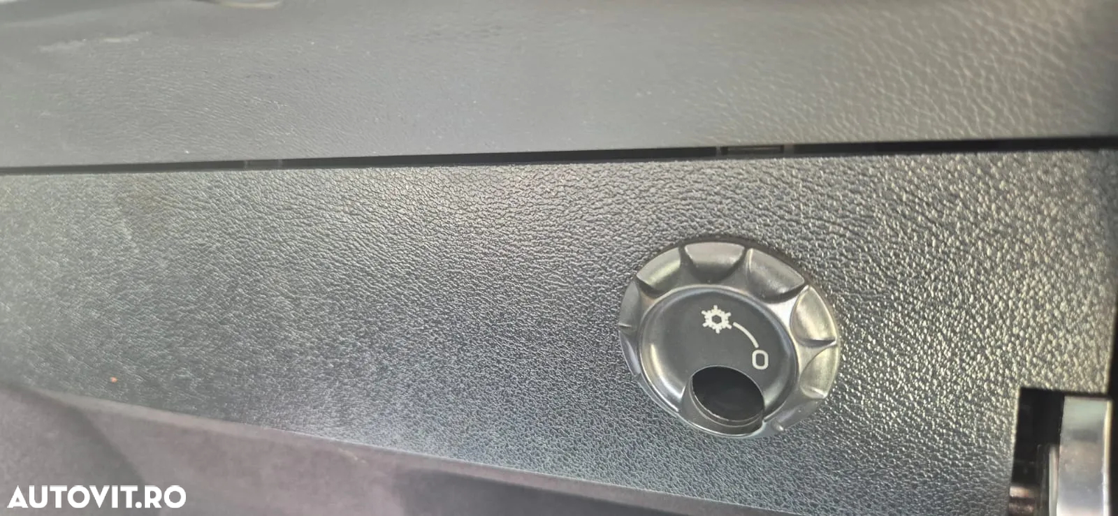 Volkswagen Sharan - 30