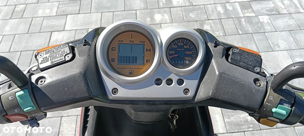 Yamaha Aerox - 8