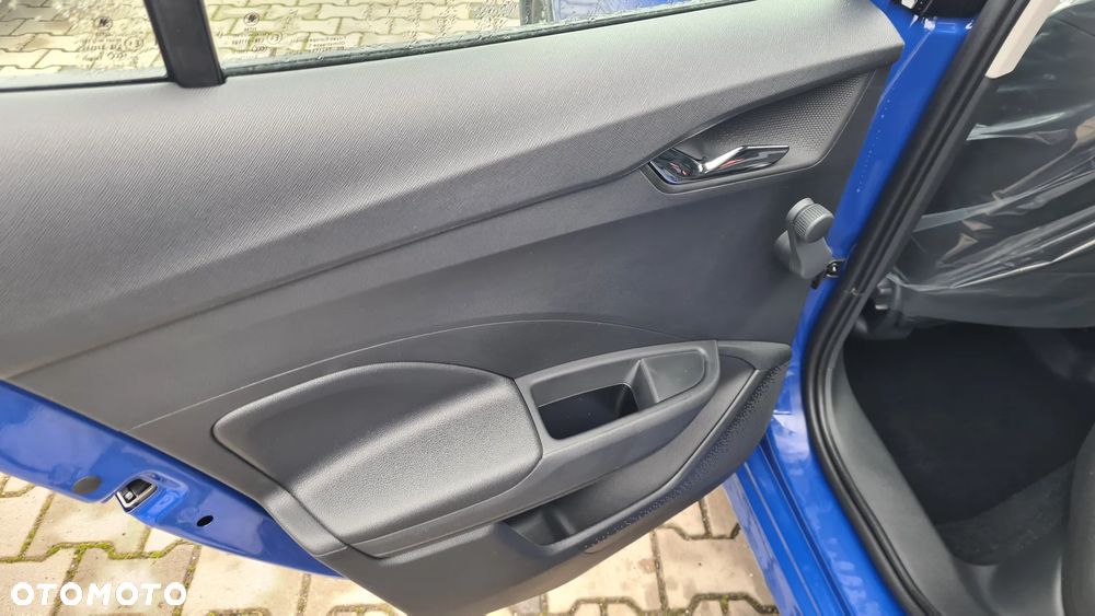 Skoda Fabia 1.0 Essence - 11