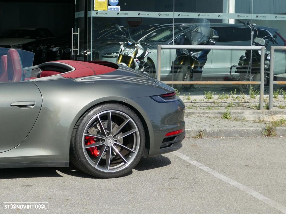 Porsche 911 (992) Carrera S PDK - 11