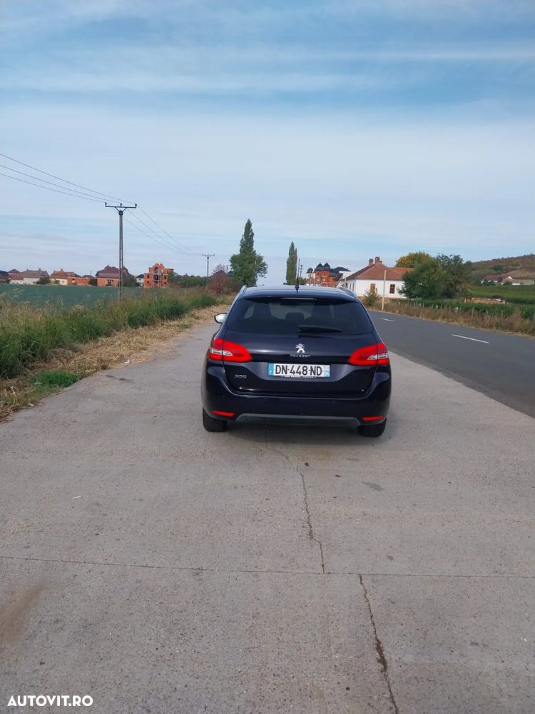 Peugeot 308 - 11