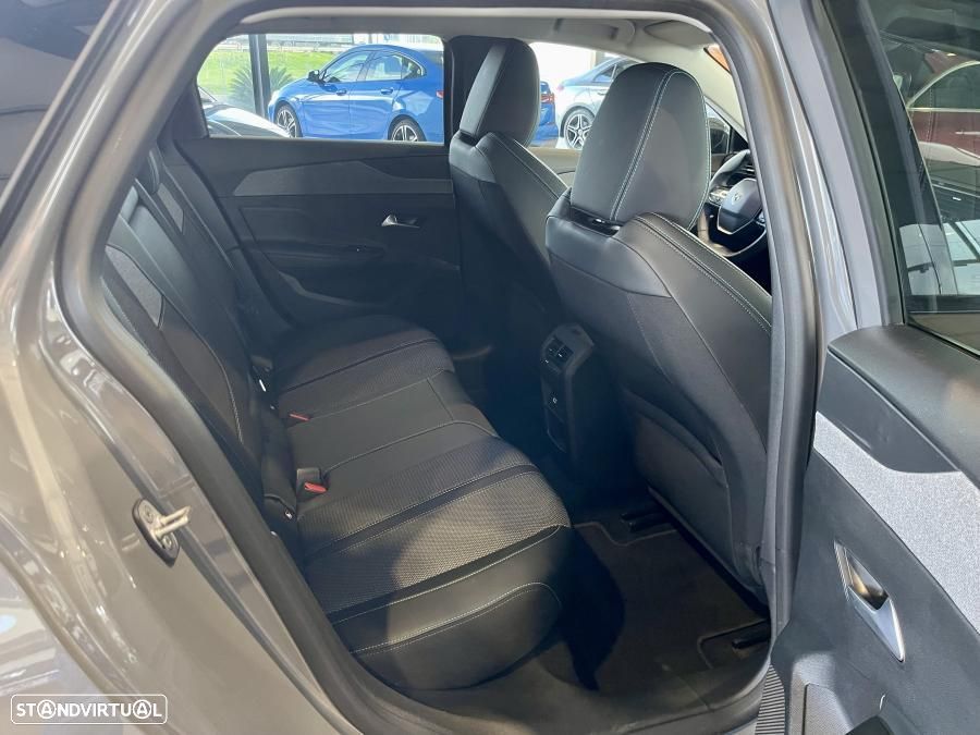 Peugeot 308 SW 1.5 BlueHDi Allure EAT8 - 27