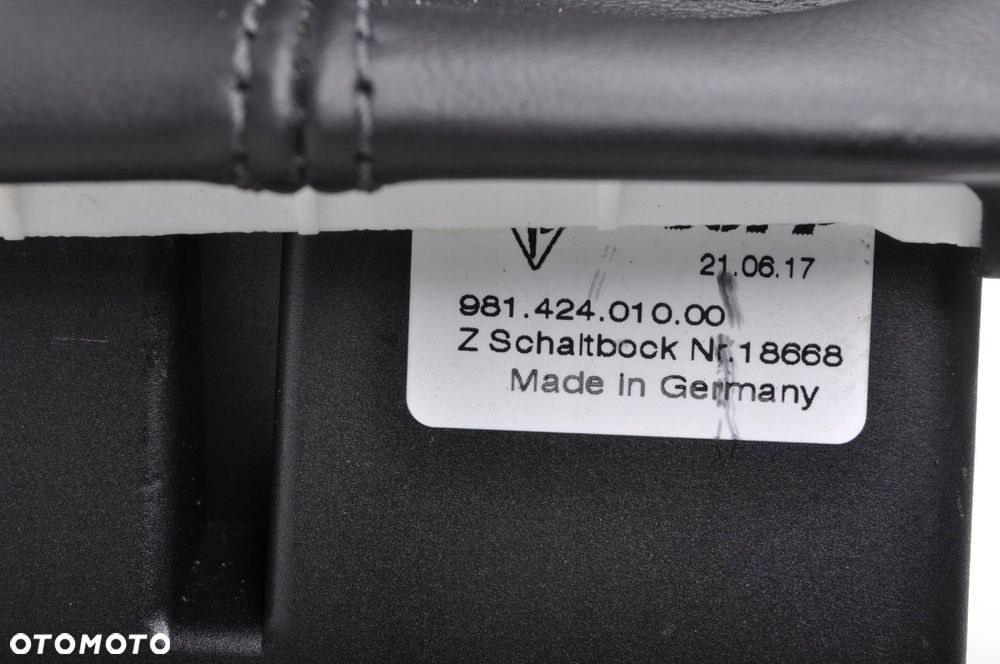 PORSCHE 718 CAYMAN 982 WYBIERAK LEWAREK BIEGÓW - 11