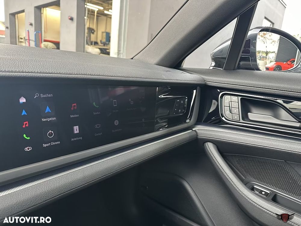 Porsche Panamera 4 E-Hybrid - 8