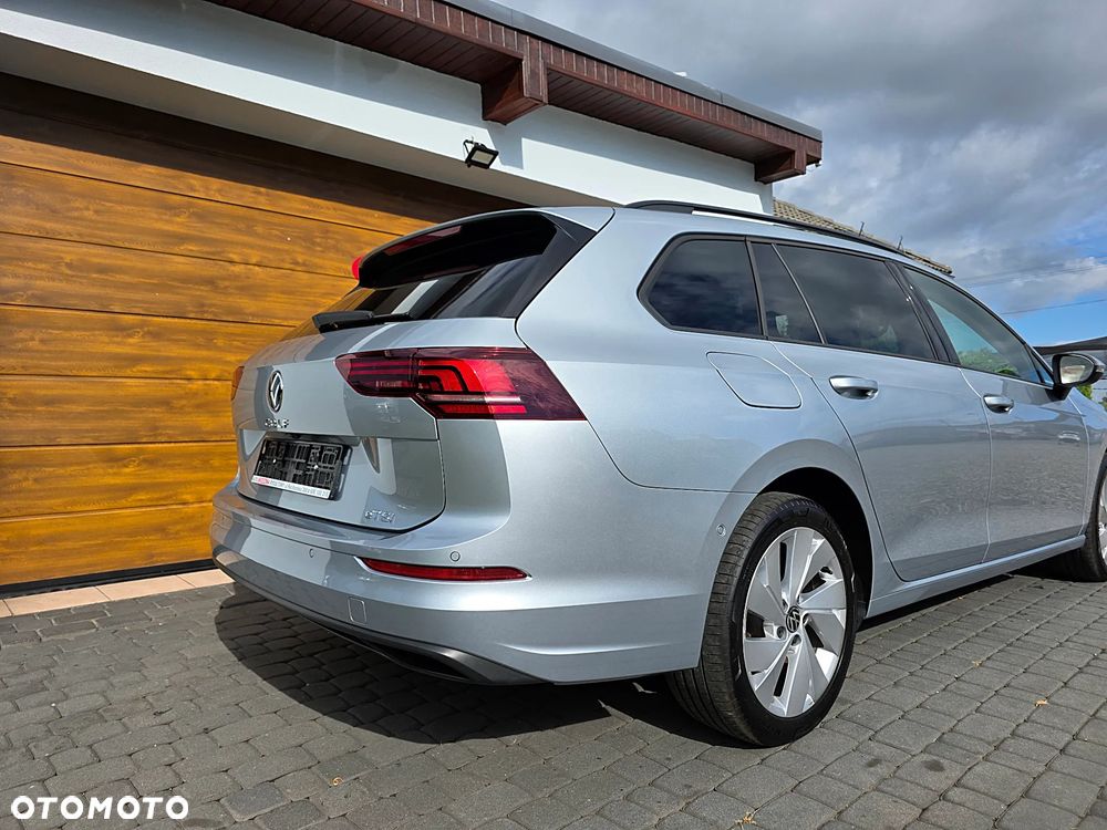 Volkswagen Golf 1.5 eTSI OPF DSG Style - 8