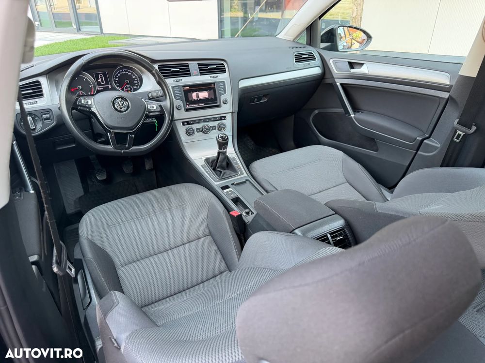 Volkswagen Golf 1.6 TDI DPF Comfortline - 7