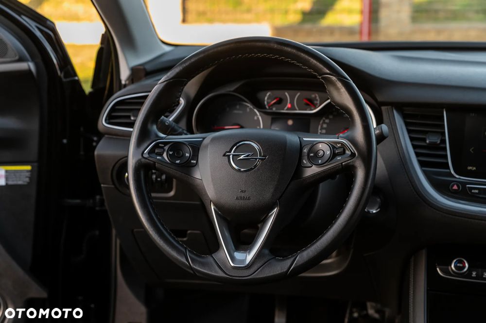 Opel Grandland X 1.2 Start/Stop Elegance - 24
