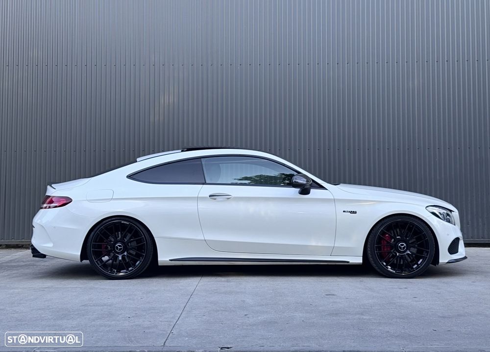 Mercedes-Benz C 43 AMG 4Matic 9G-TRONIC Night Edition - 2