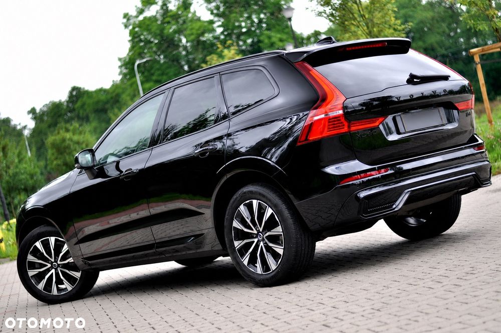 Volvo XC 60 B4 D Geartronic RDesign - 12