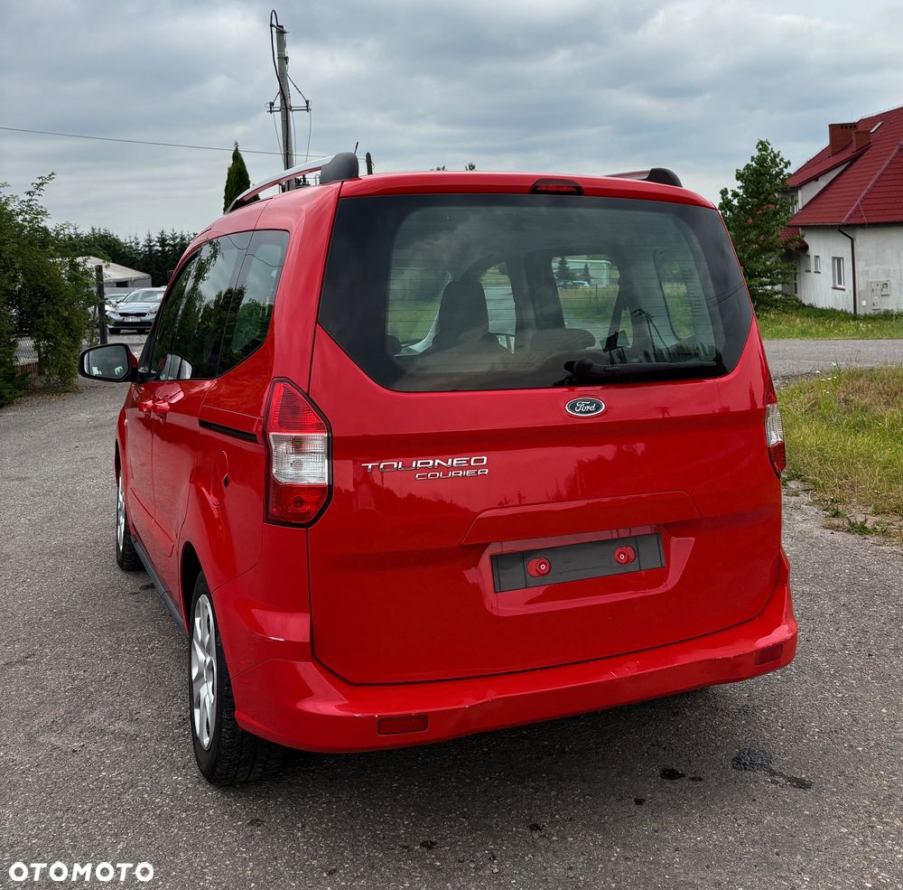 Ford Tourneo Courier 1.0 EcoBoost Trend - 9