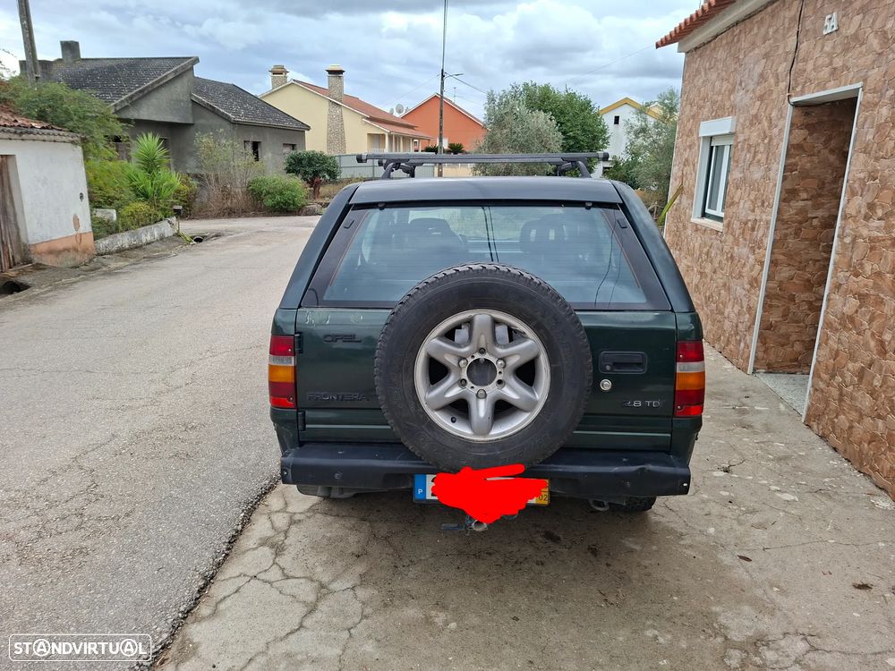 Opel Frontera 2.8 TD AC - 8