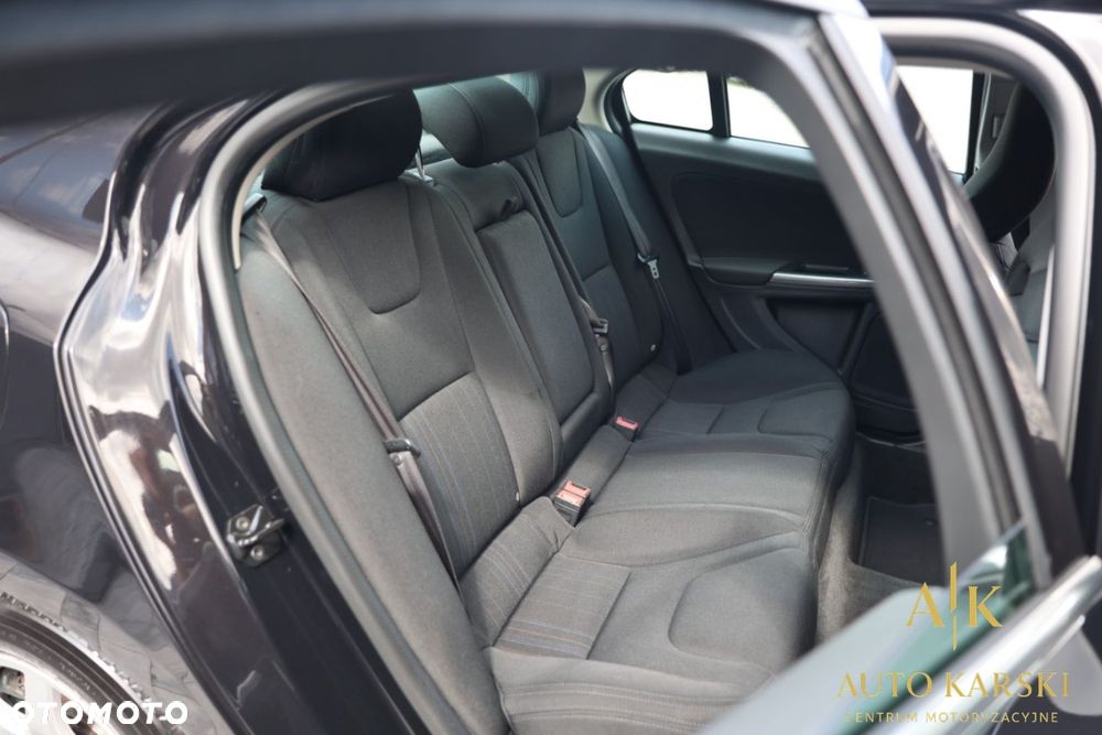Volvo S60 - 37