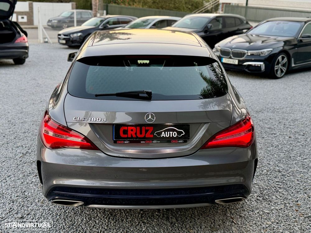 Mercedes-Benz CLA 180 d Shooting Brake AMG Line - 19