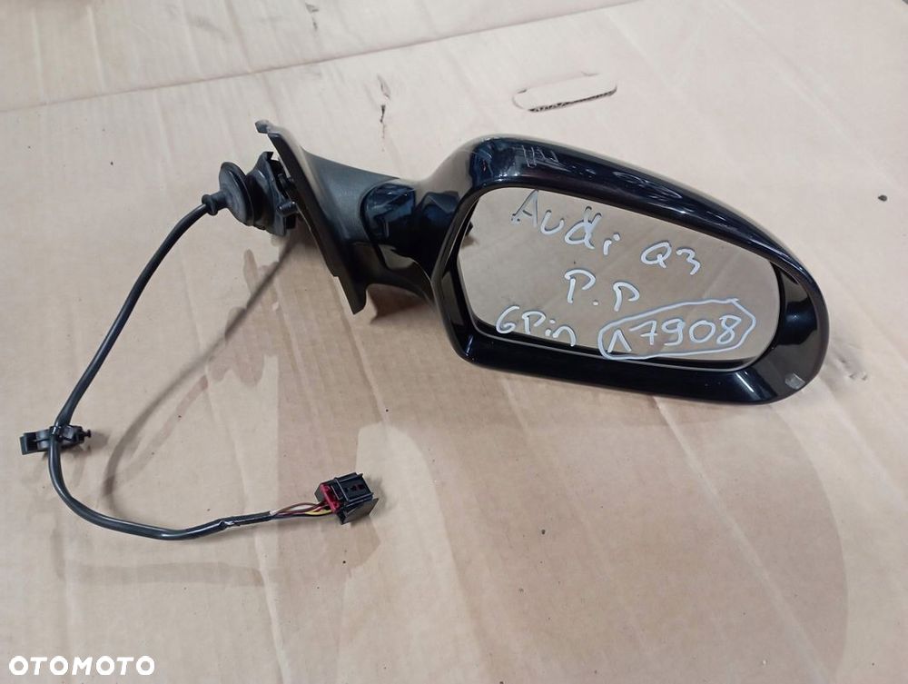 AUDI Q3 LUSTERKO PRAWE 6 PIN EUROPA - 1