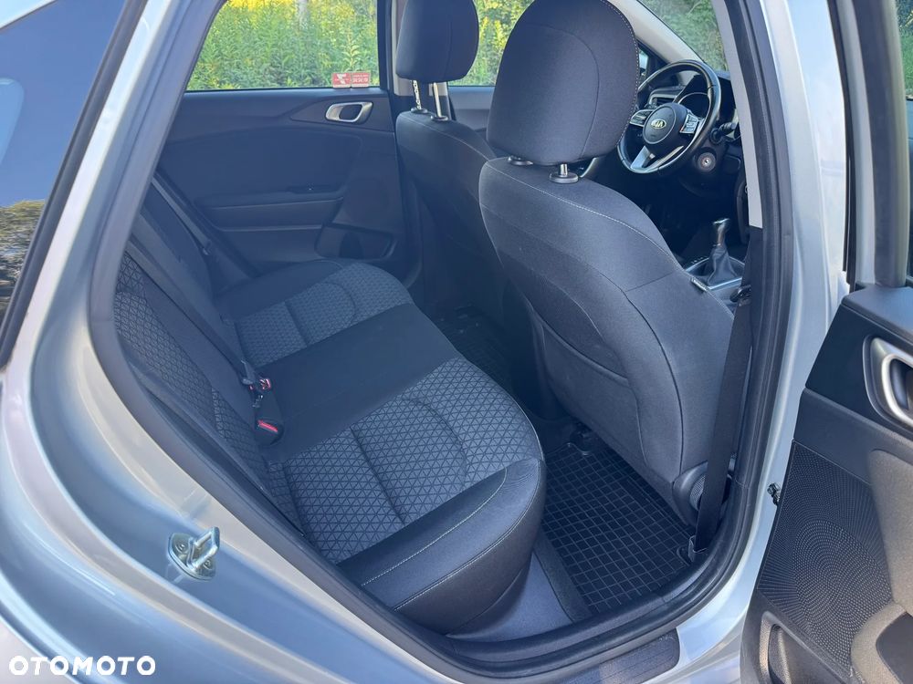 Kia Ceed 1.4 T-GDI M - 19