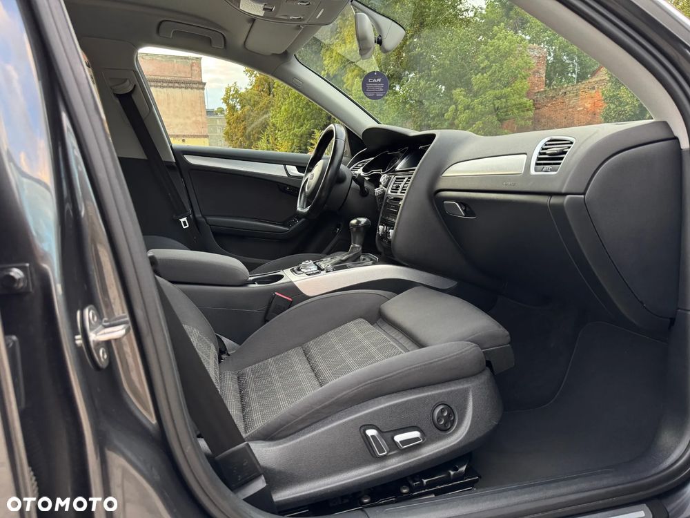Audi A4 Avant 2.0 TDI DPF clean diesel multitronic S line Sportpaket - 6