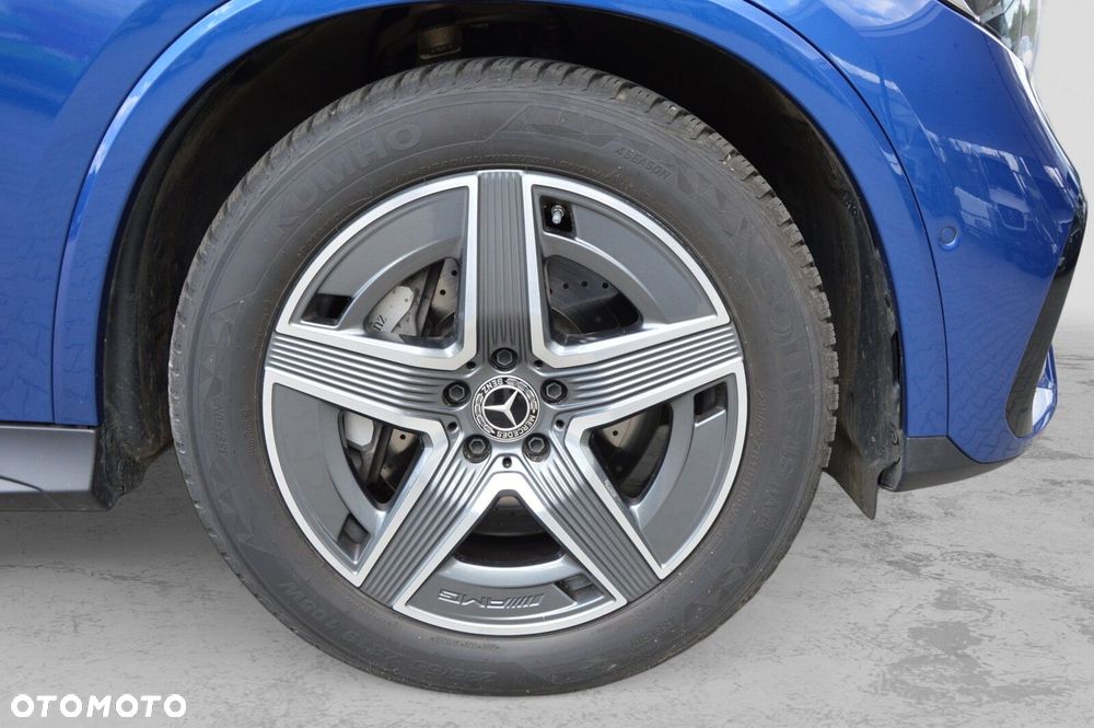 Mercedes-Benz GLC - 11