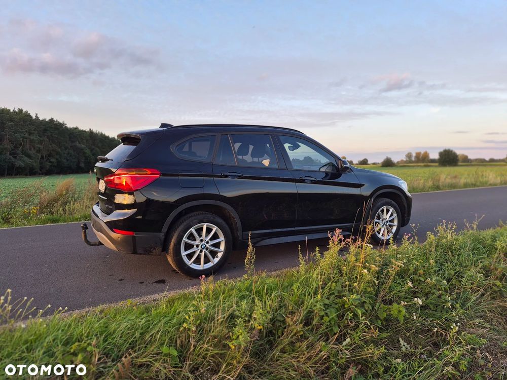 BMW X1 sDrive16d - 10