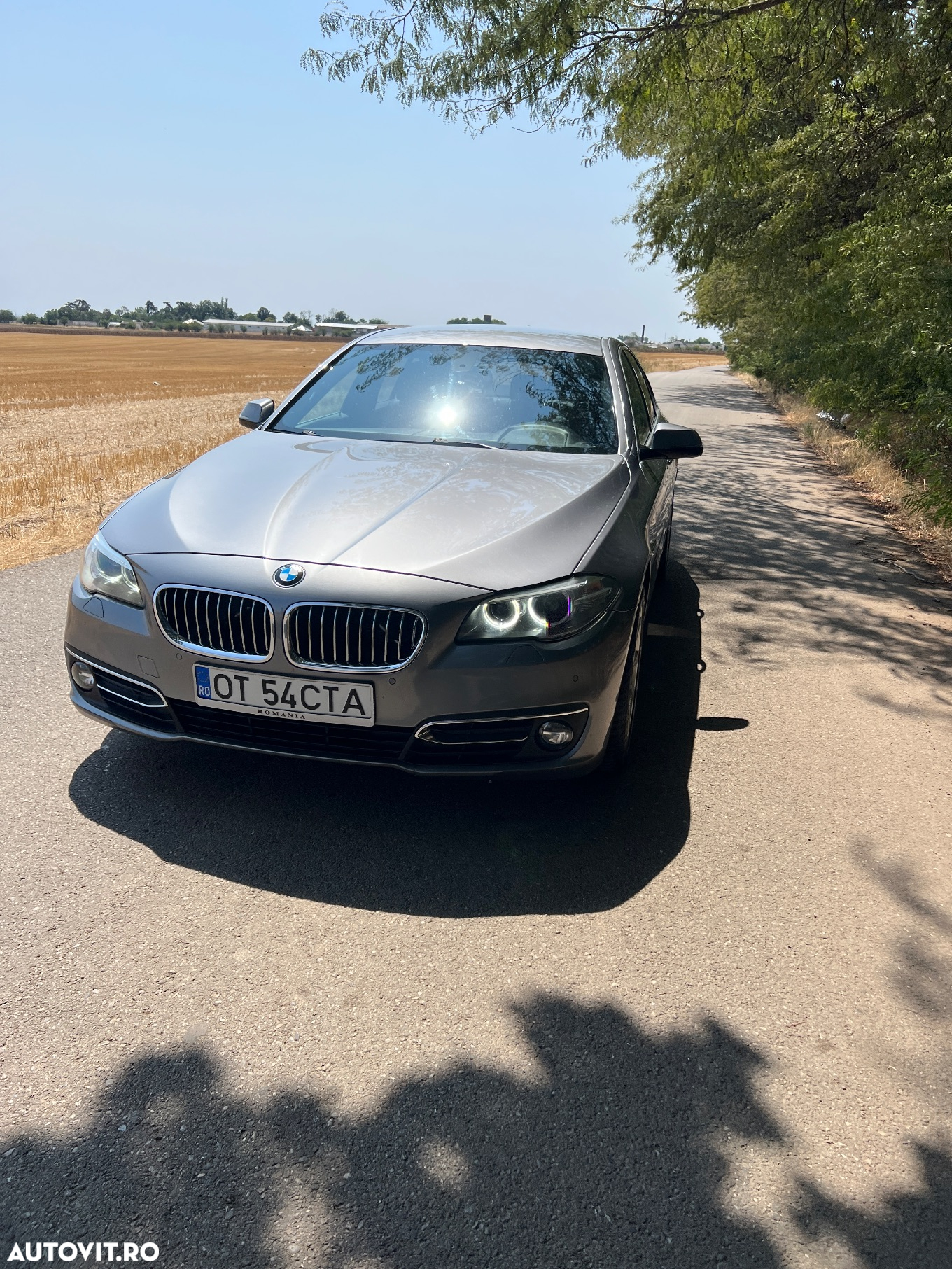 BMW Seria 5 520i Touring Aut. Luxury Line - 4