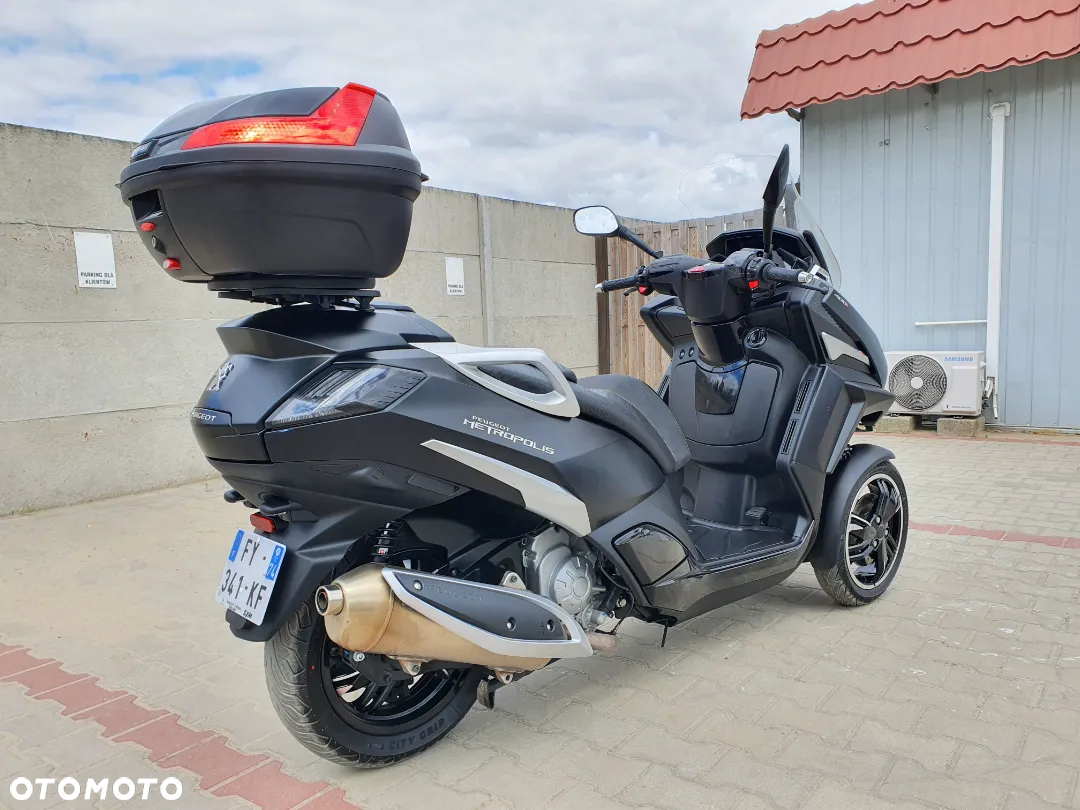 Peugeot Metropolis - 6