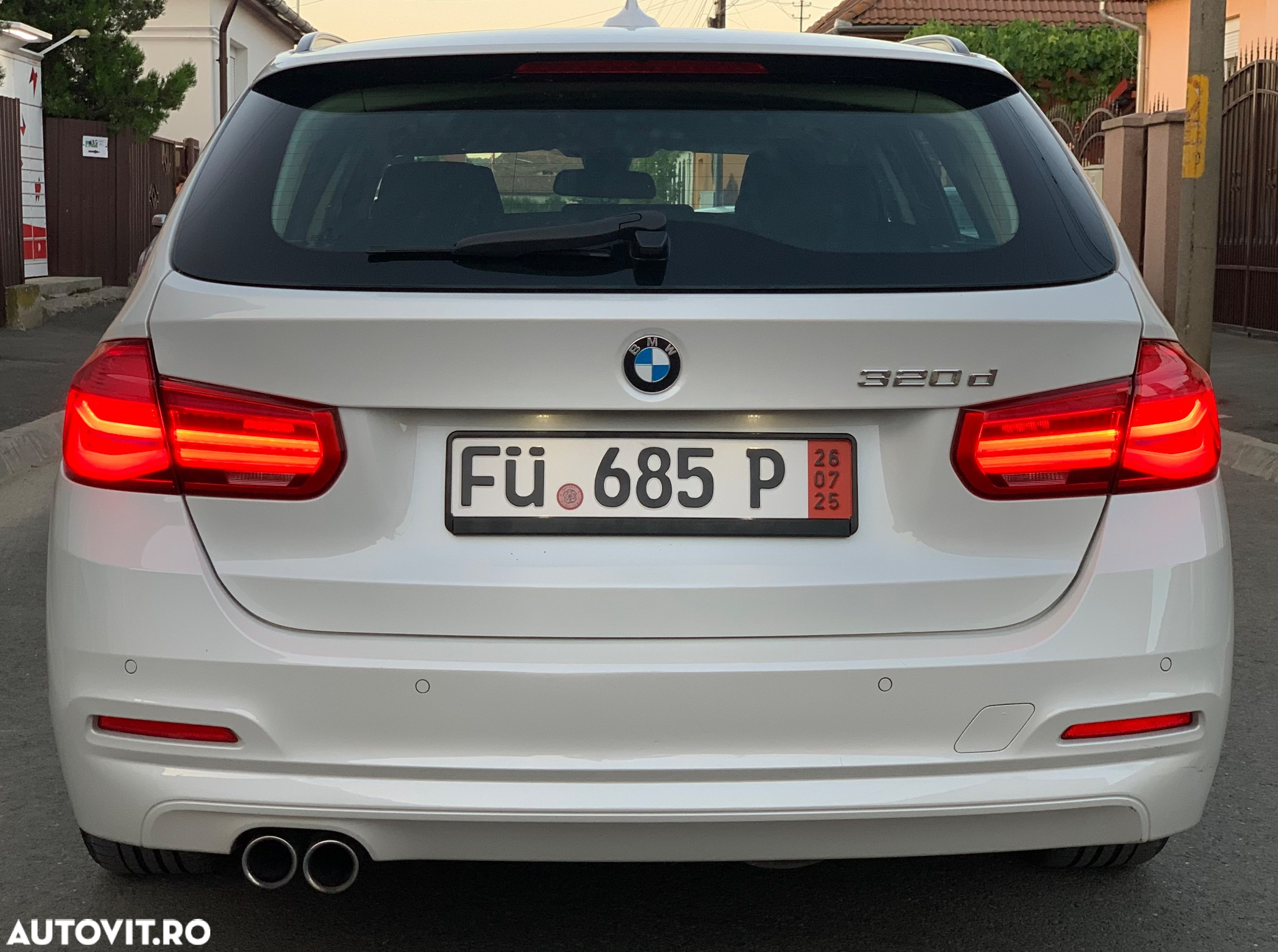 BMW Seria 3 320d Touring Aut. Advantage - 8