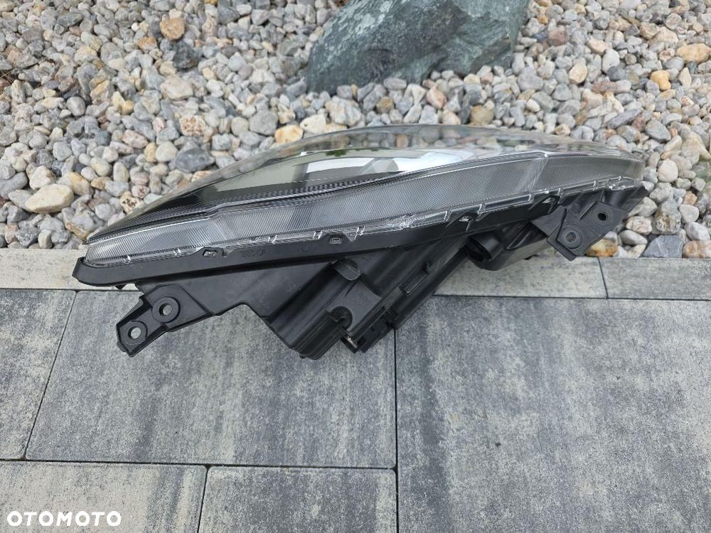 SUZUKI SWIFT MK8 Lampa lewa przód Kompletna Full Led Dynamic W2966 - 9