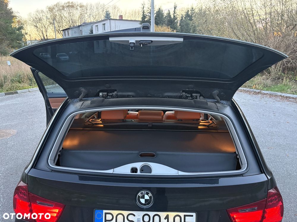 BMW Seria 3 318d Touring Luxury Line - 21