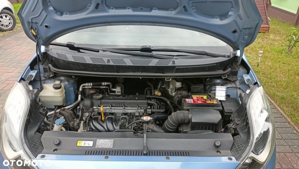 Hyundai ix20 1.4 Premium blue - 7
