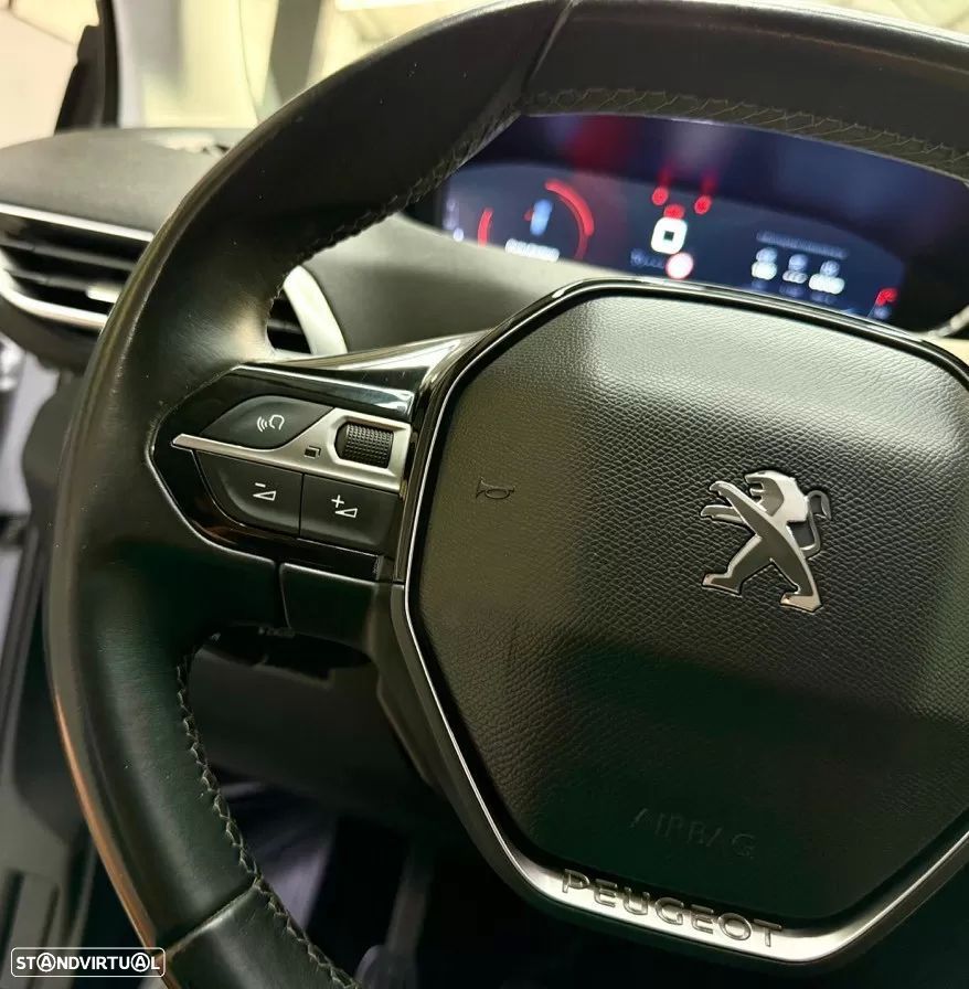 Peugeot 3008 1.2 PureTech Allure - 22
