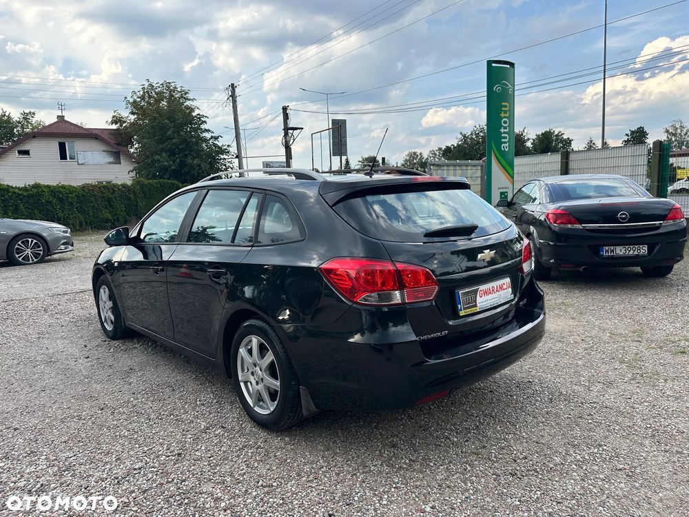 Chevrolet Cruze 1.6 LT+ - 8