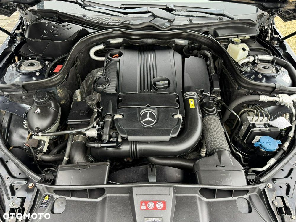 Mercedes-Benz Klasa E - 24