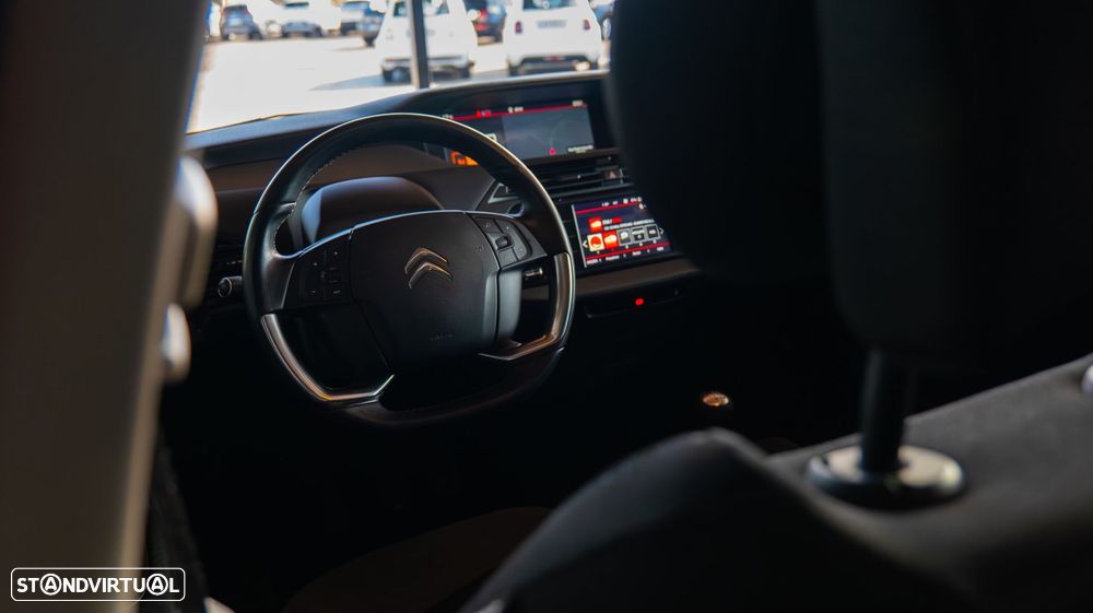 Citroën C4 Picasso 1.6 BlueHDi Shine - 19