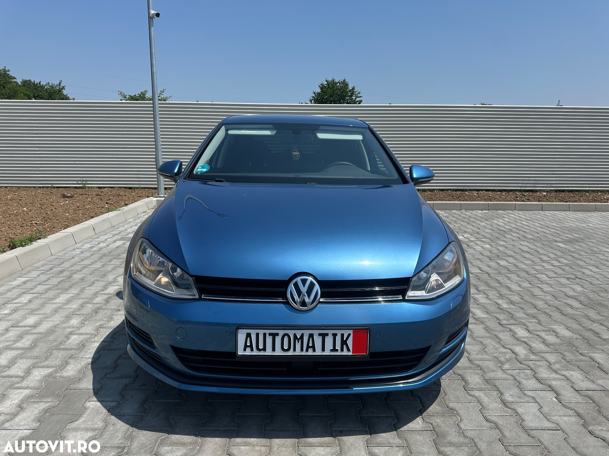 Volkswagen Golf 1.2 TSI BMT DSG Comfortline - 2