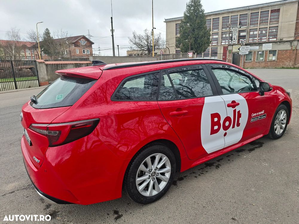 Toyota Corolla 1.8 HEV Dynamic - 5