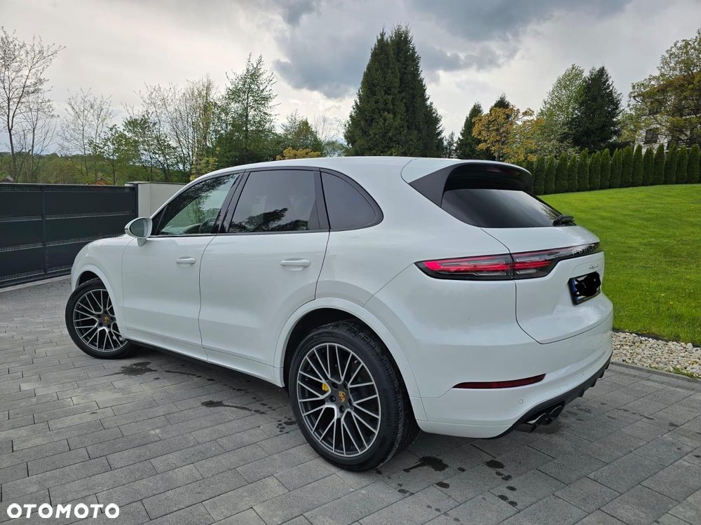 Porsche Cayenne Standard - 10