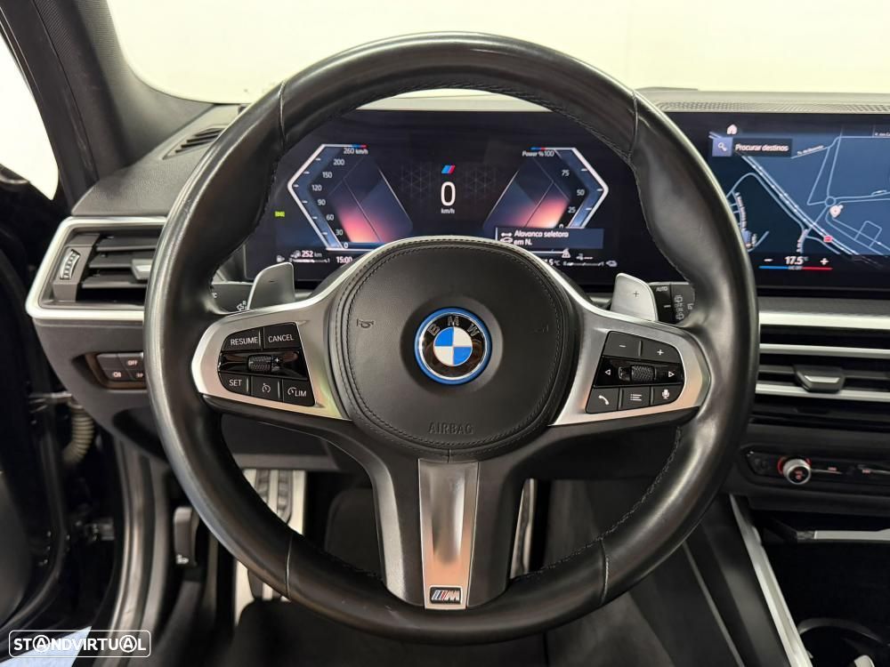 BMW 330 e Aut. M Sport - 14