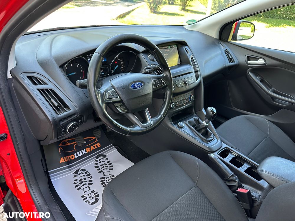 Ford Focus 1.5 TDCi ST-Line - 13