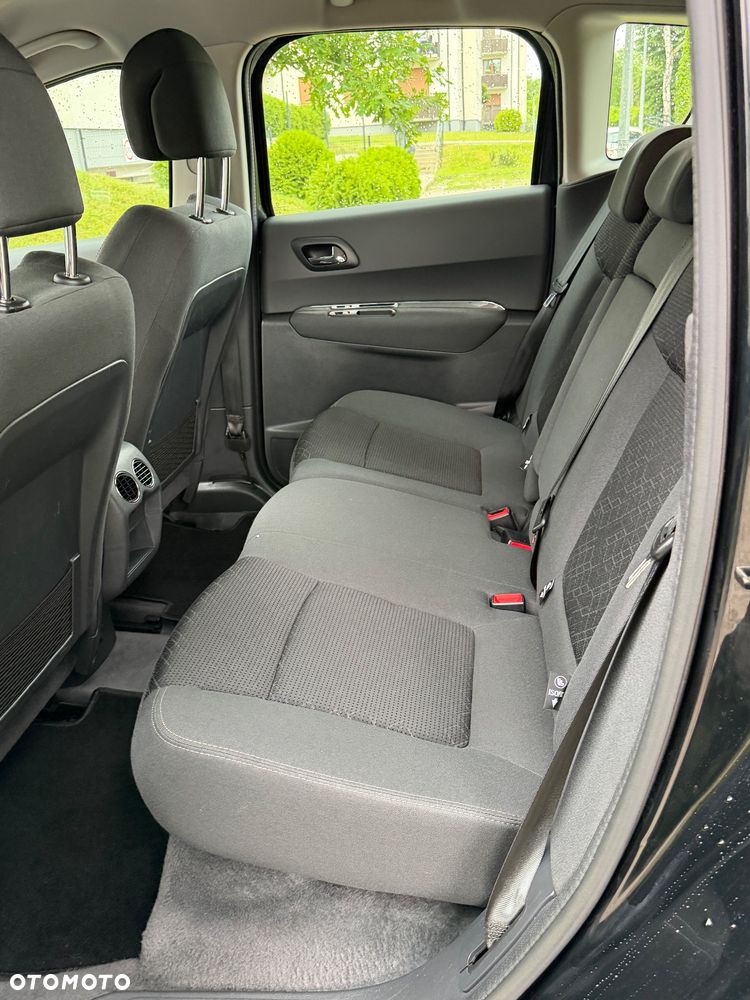 Peugeot 3008 - 17