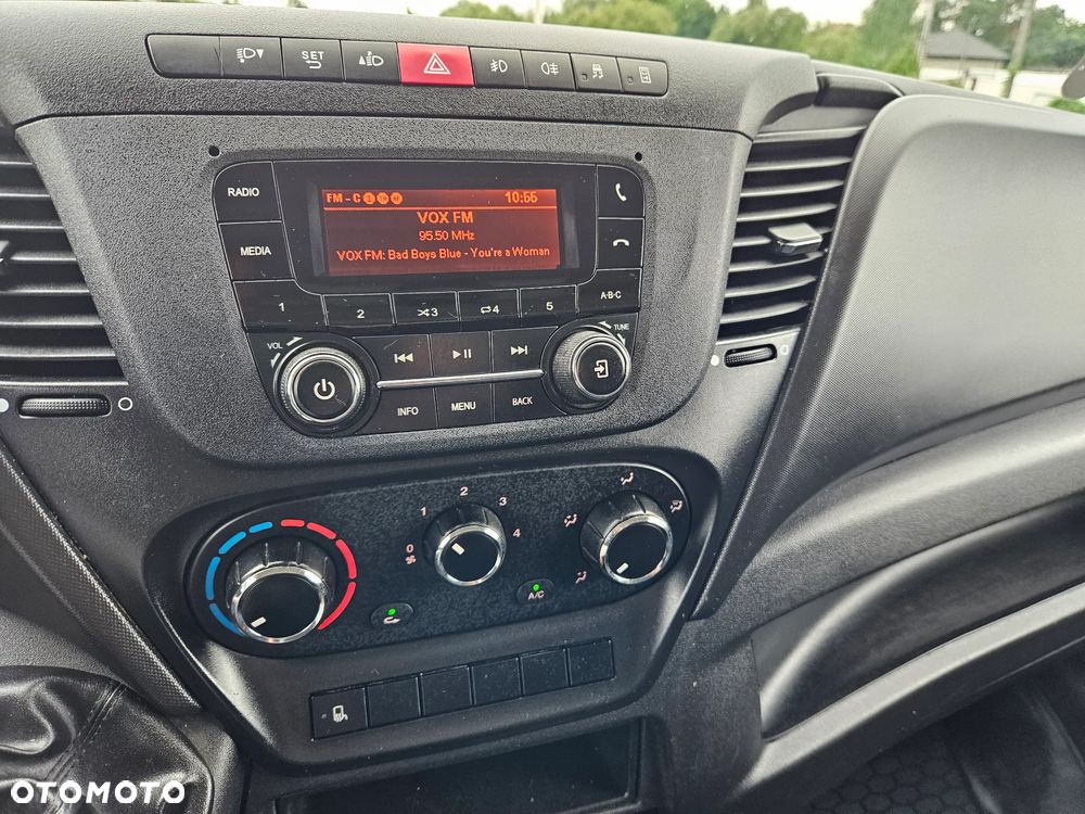 Iveco Daily 35-150, Kontener 8 palet - 25