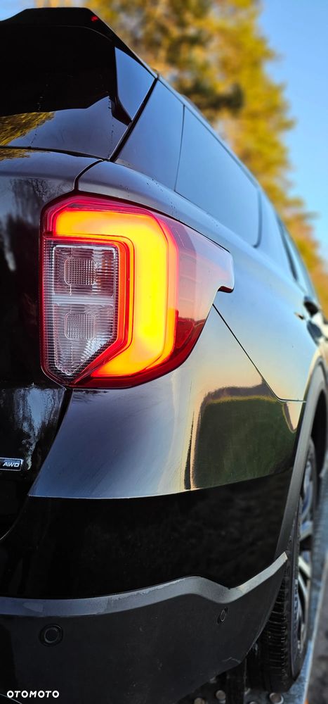 Ford Explorer EcoBoost Plug-in Hybrid ST-LINE - 26