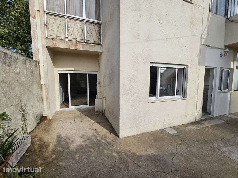Excelente Oportunidade de Investimento - T2 - Grande imagem: 2/10