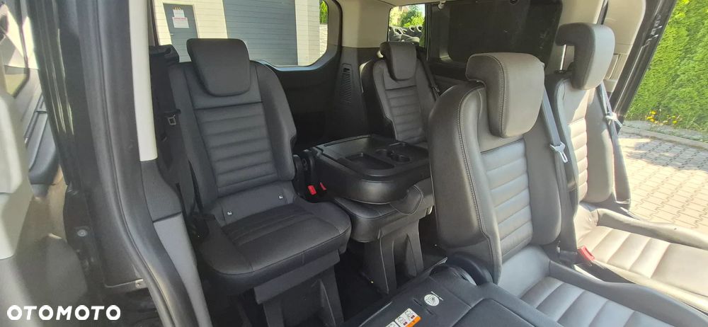 Ford Tourneo Custom 320 L2H1 VA Titanium - 15